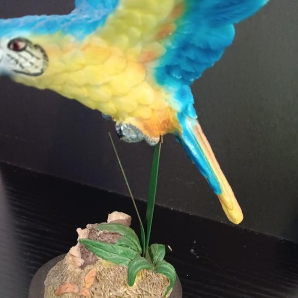 Blue Colored Bird on a Spring Like Stem. Moves back & Forth. Excellent Condition - Picture 6 of 7